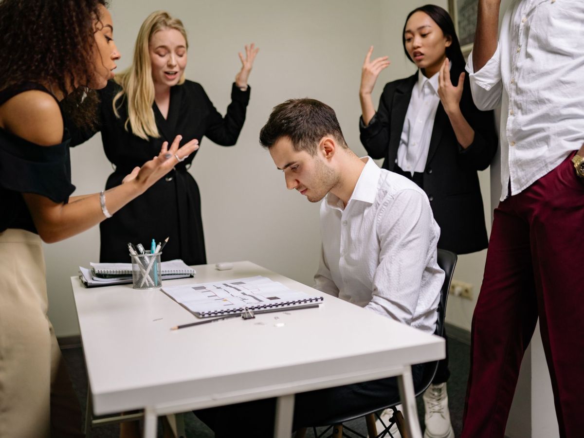Adult Asperger και Bullying στην Εργασία: Τι μπορώ να κάνω όταν δεν γίνεται απλώς να&nbsp;φύγω;